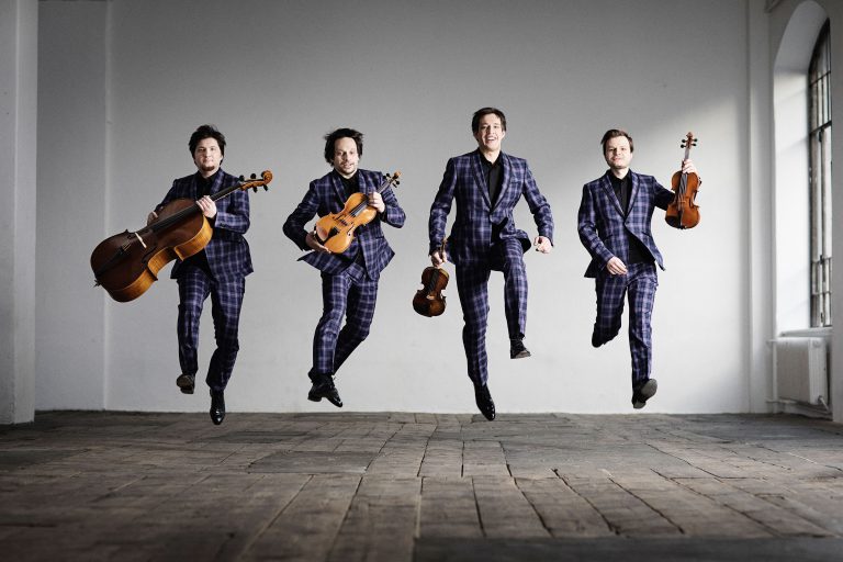 アポロン・ミューザゲート弦楽四重奏団 アーティスト&コンサートマネージメント 株式会社テンポプリモ