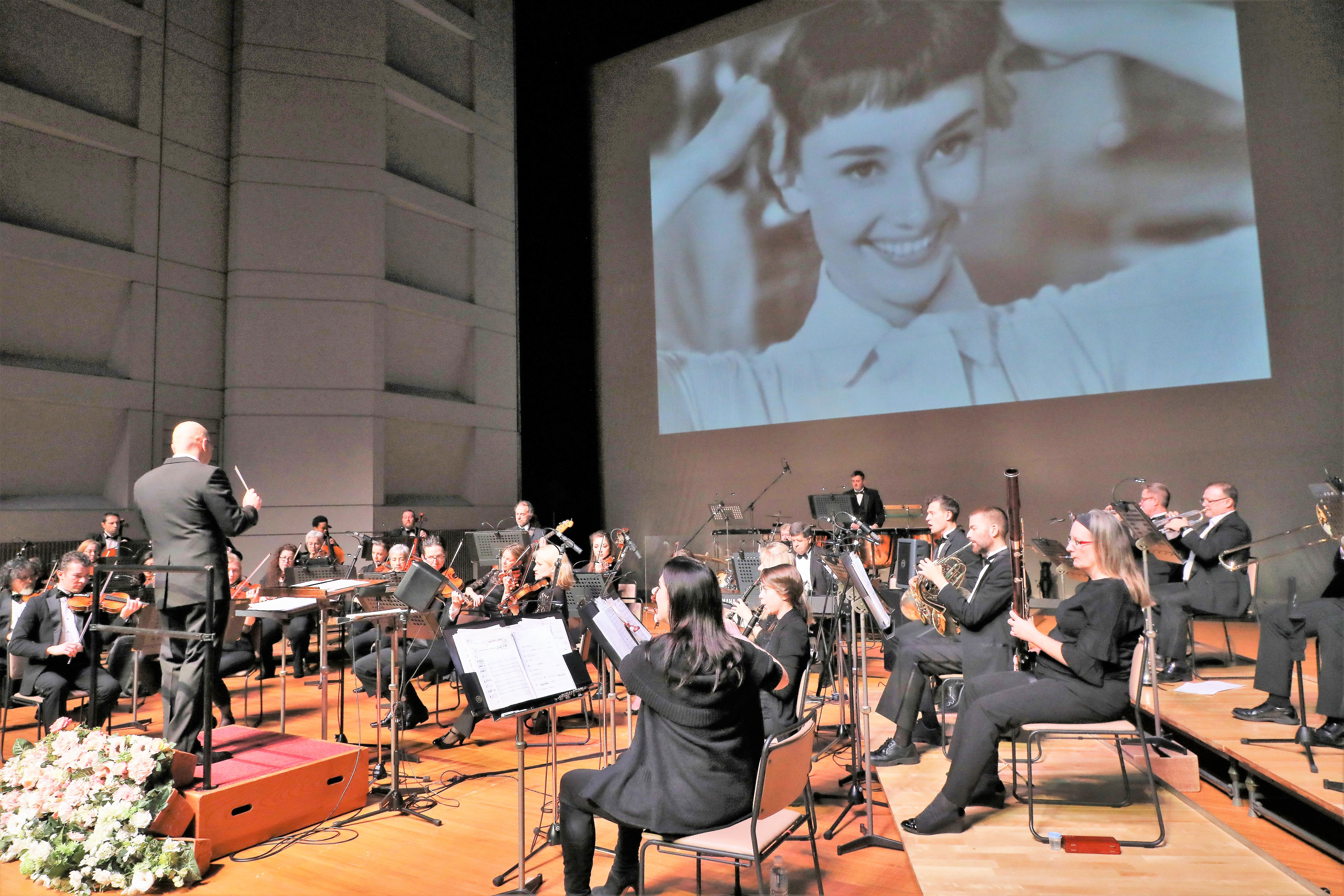 ハリウッド・フェスティバル・オーケストラ ニューイヤーコンサート