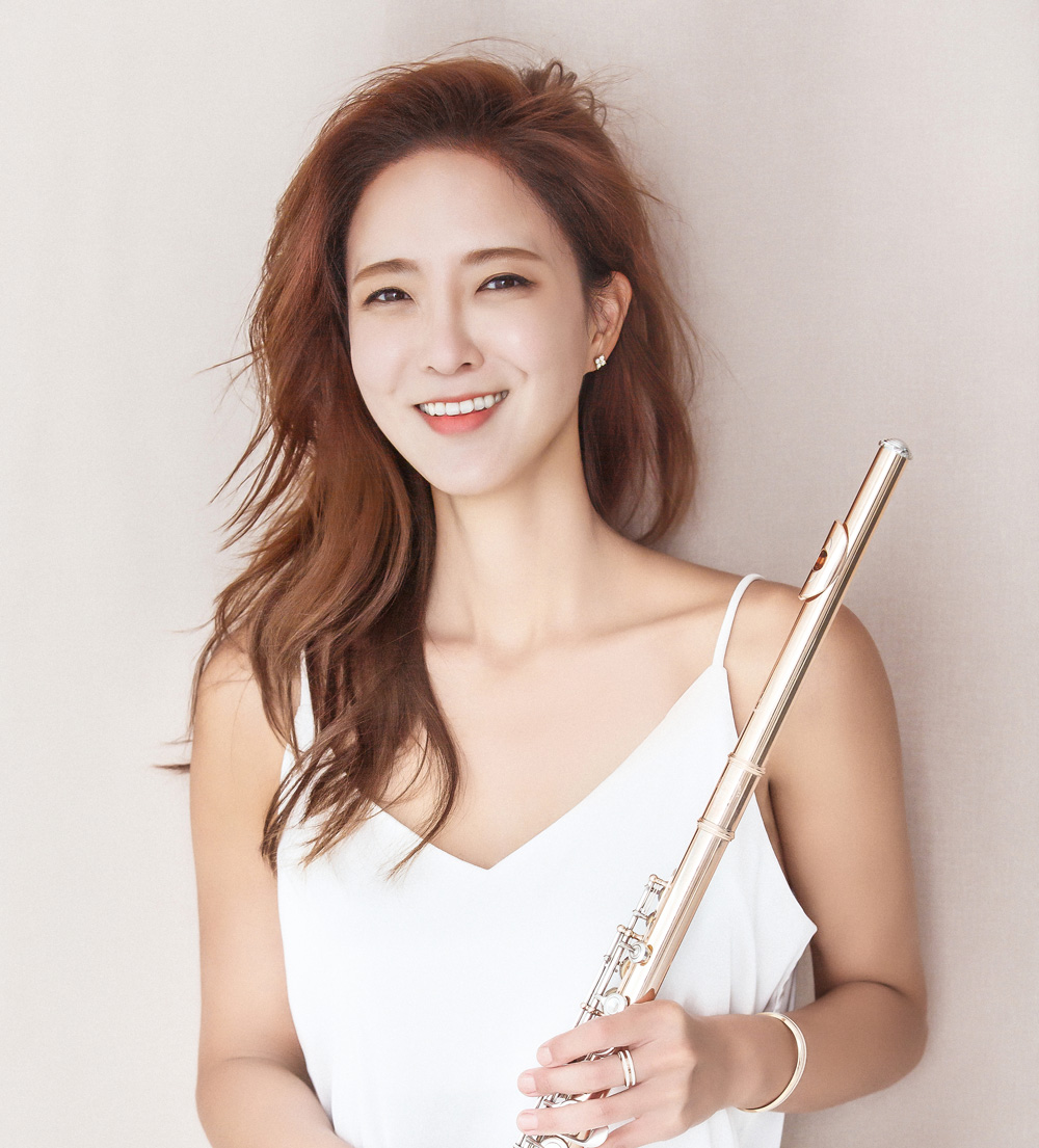 HARMONICS 　現代フルート奏者のために CD付き Jasmine-4-Hyemi-Kim.jpg